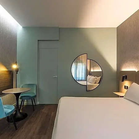 Hotel Mealba Suite & Pool Hotel