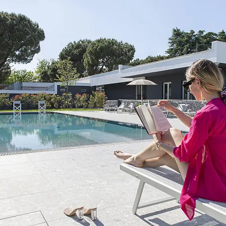Hotel Mealba Suite & Pool